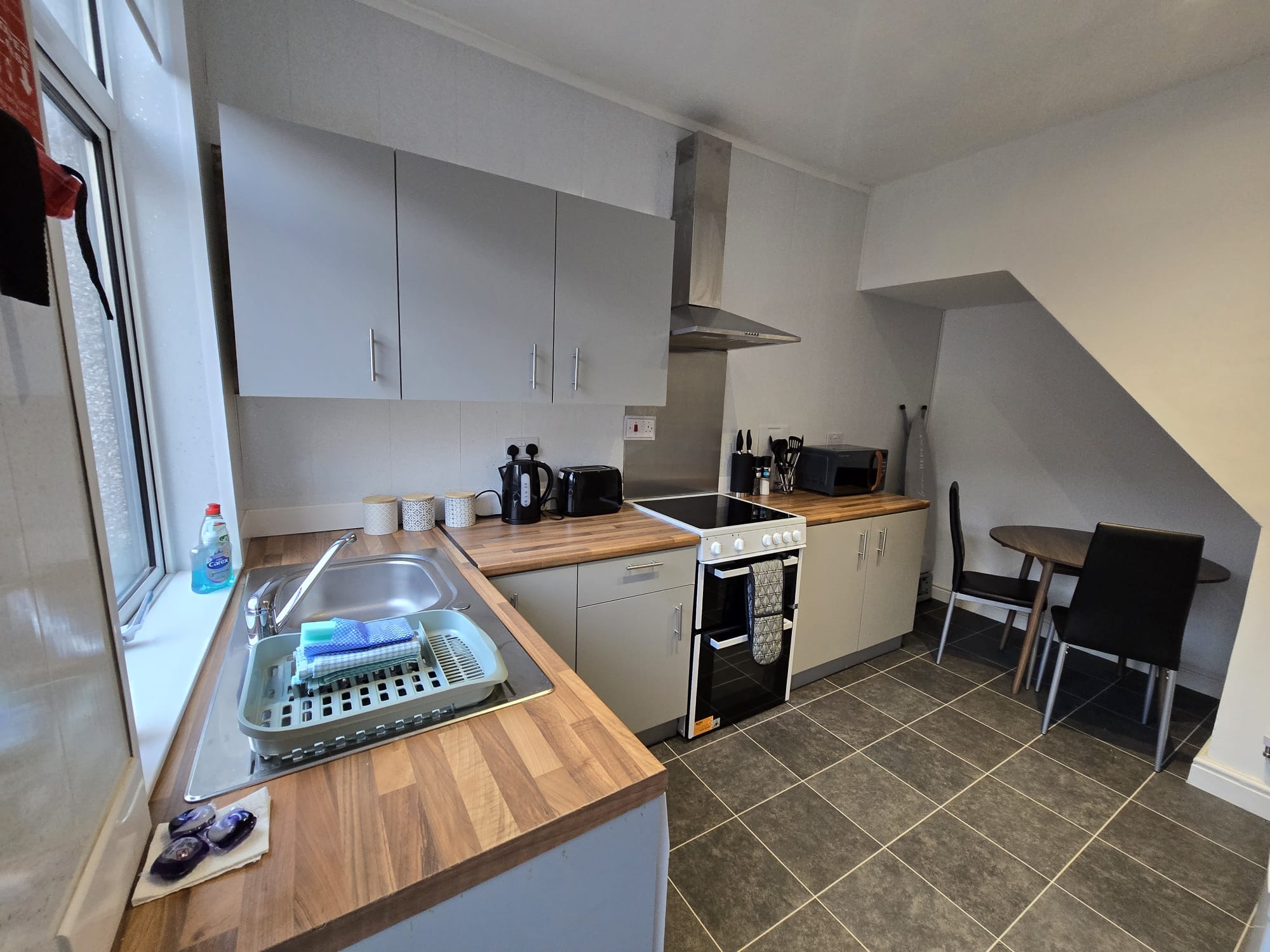52 Warwick Street — photo 3