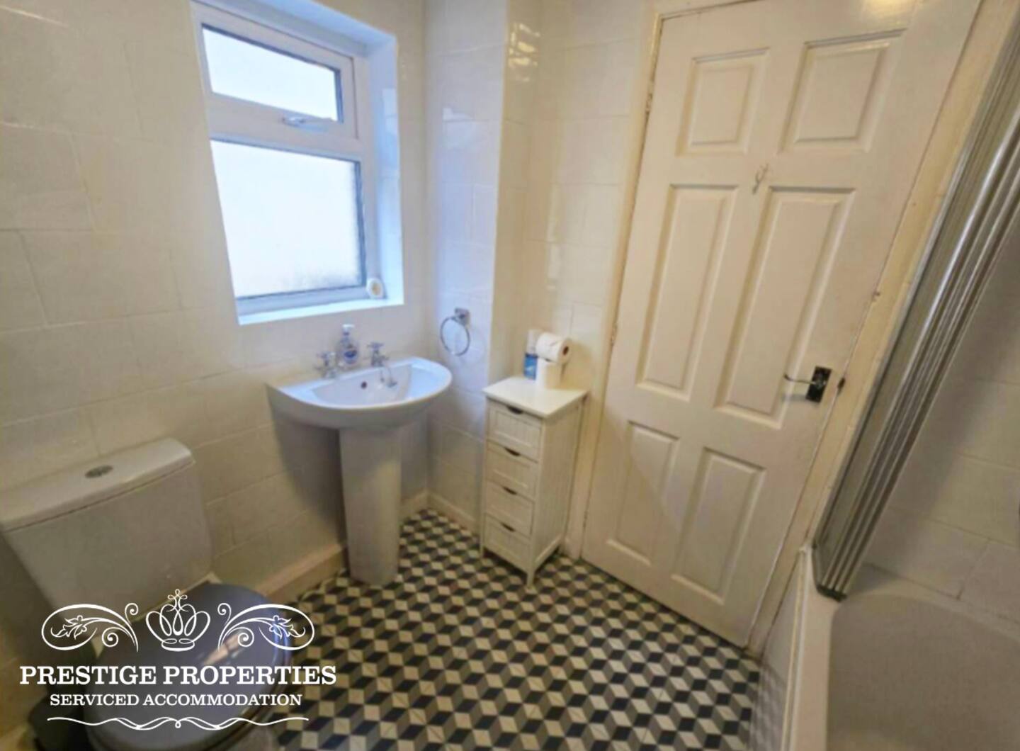 9 Harcourt Street — photo 10